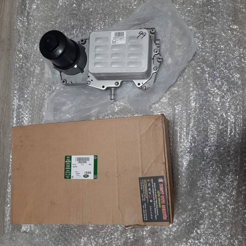 Land Rover Yağ Soğutucusu ve Filtre LR022895