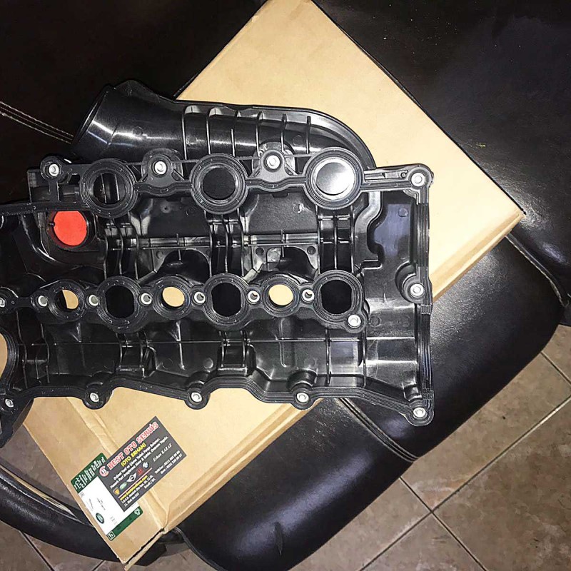 Land Rover Emme Manifoldu Sağ LR116732-LR057380-C2S52794