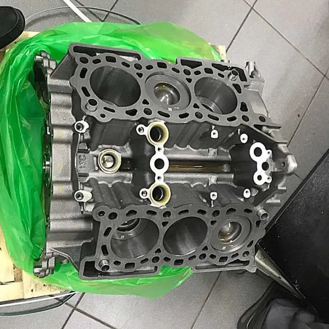 Land Rover Discovery 3.0 Yarım Motor LR038168